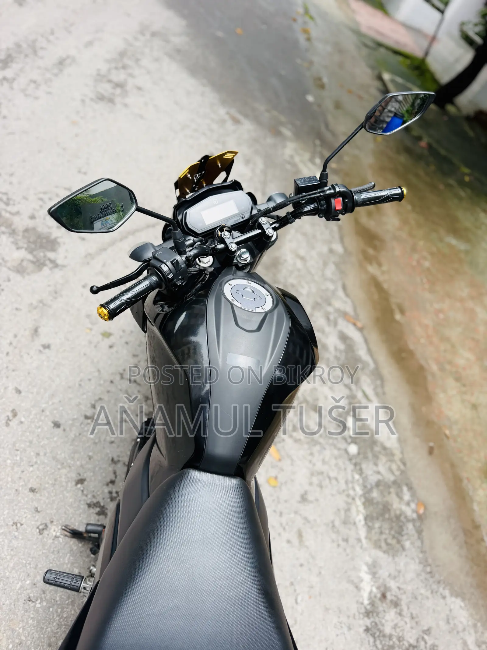 ইয়ামাহা এফজেড ২০২৬ কালো