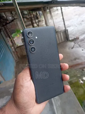 Samsung Galaxy F55 128 GB Black