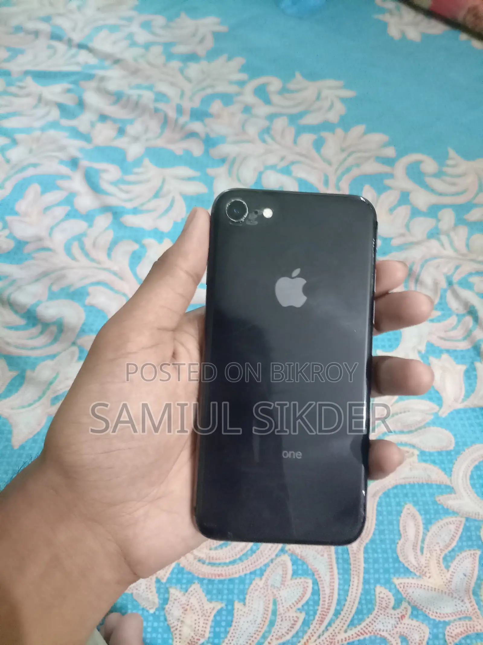 অ্যাপল আইফোন ৮ ৬৪ জিবি কালো