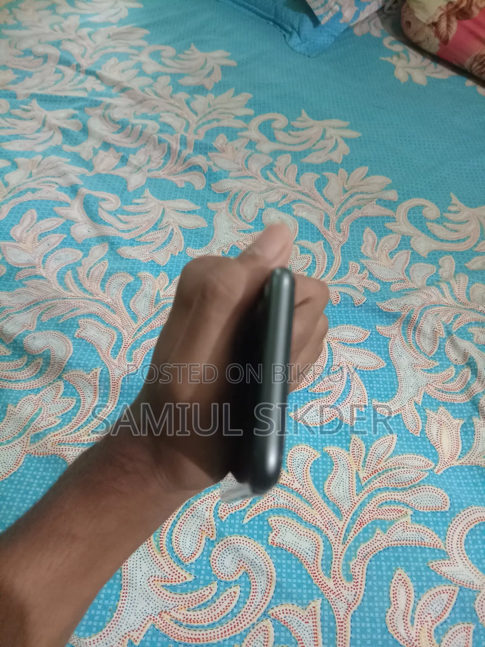 অ্যাপল আইফোন ৮ ৬৪ জিবি কালো