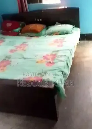 একটি খাট বিক্রি করতে চাই