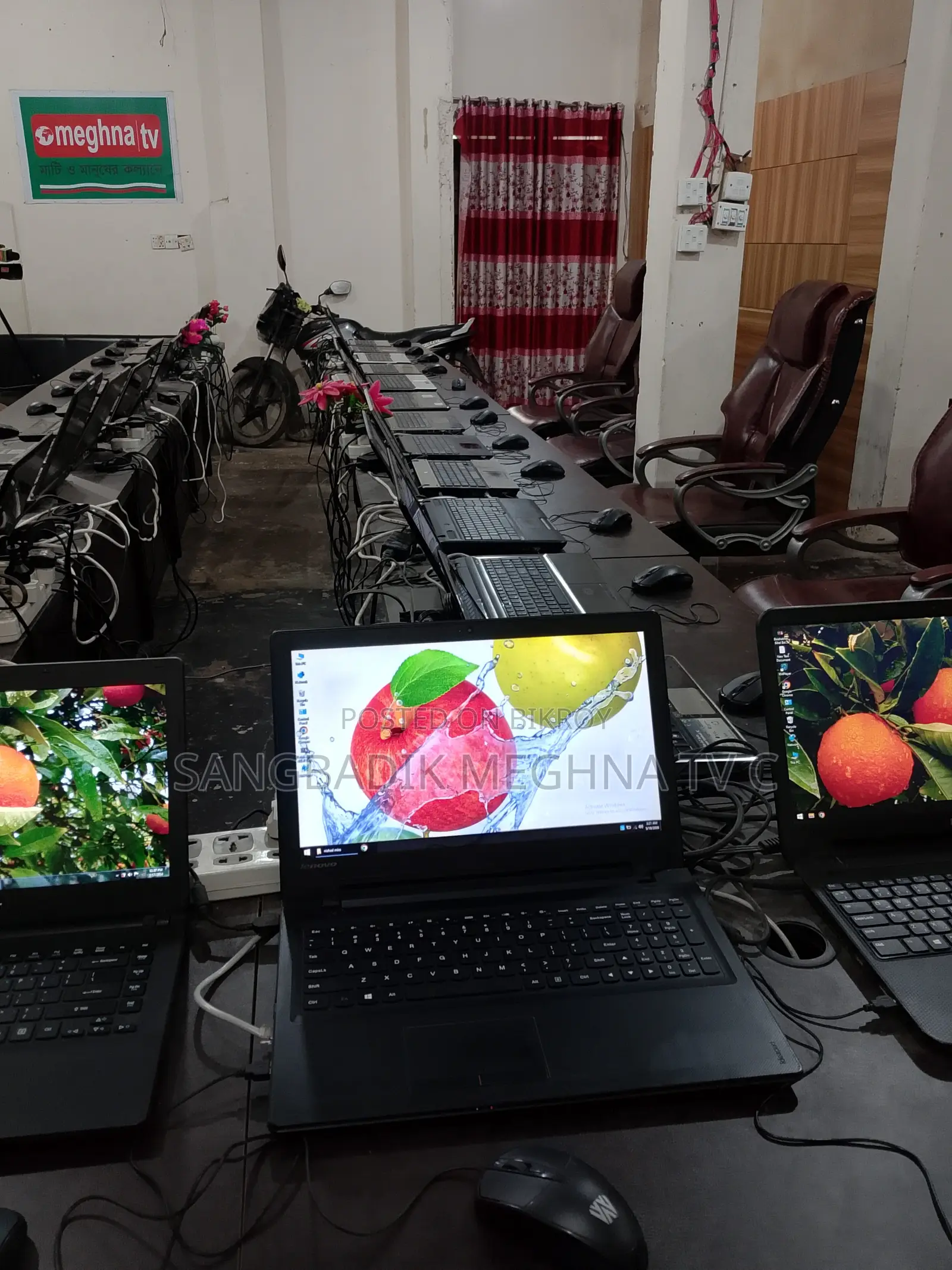 Laptop Lenovo 4GB Intel SSD 500GB