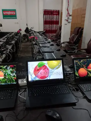 Laptop Lenovo 4GB Intel SSD 500GB