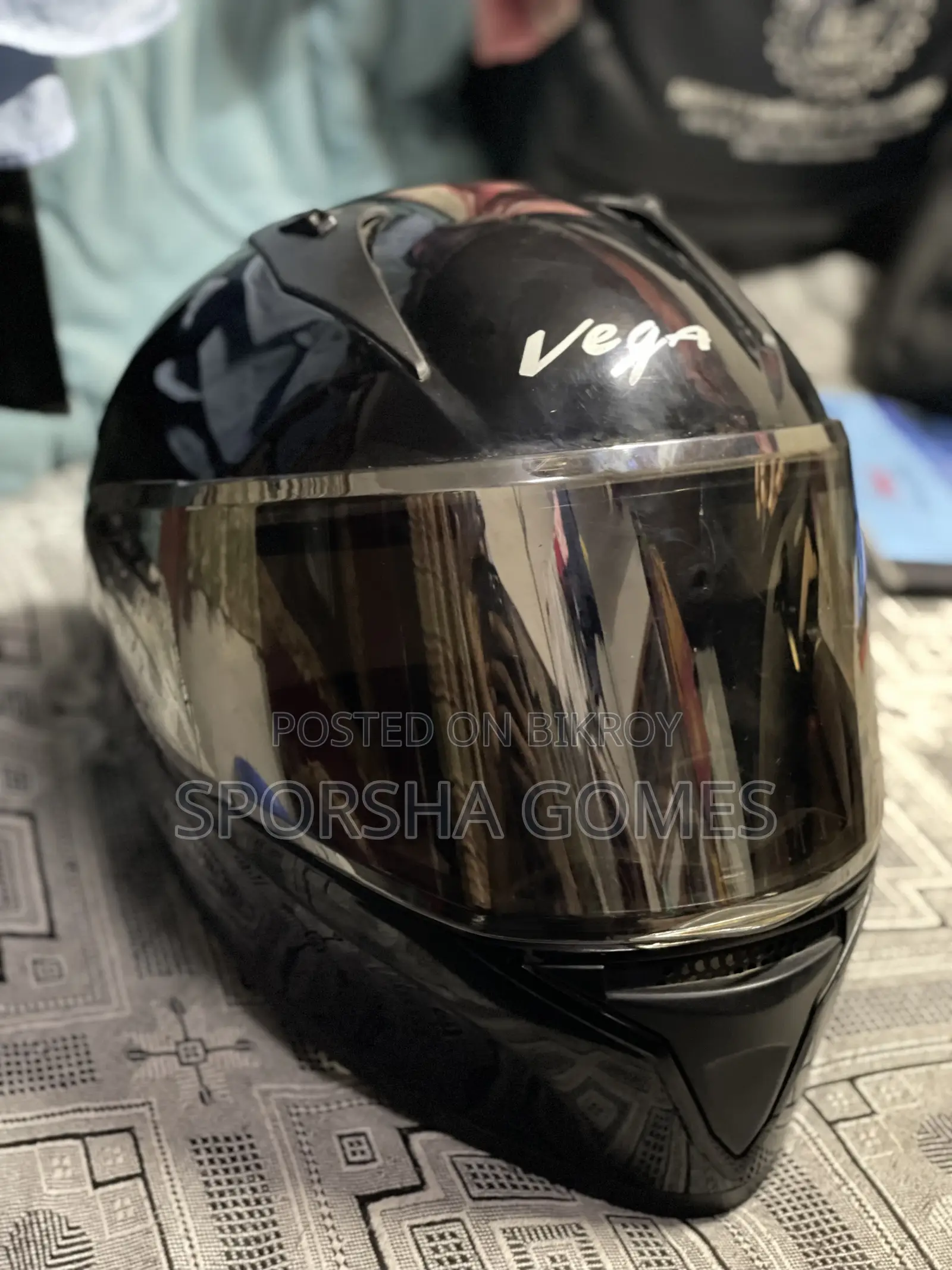 Vega (Helmet)