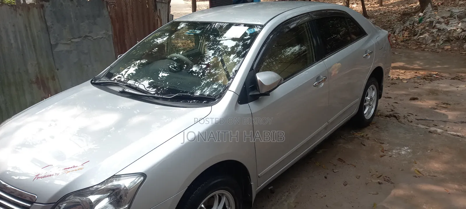 New Toyota Premio 2015 Silver