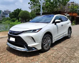Toyota Harrier 2021 Pearl