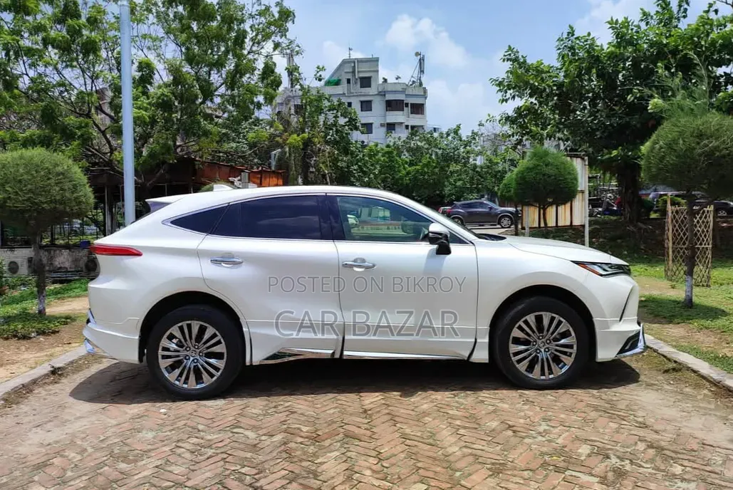 টয়োটা হ্যারিয়ার ২০২১ পার্ল