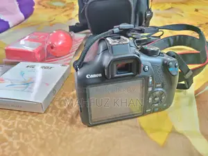 ক্যানন ইওএস ১৩০০ডি