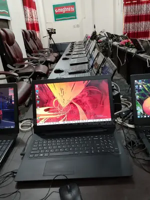 Laptop HP 8GB AMD Ryzen SSD 512GB