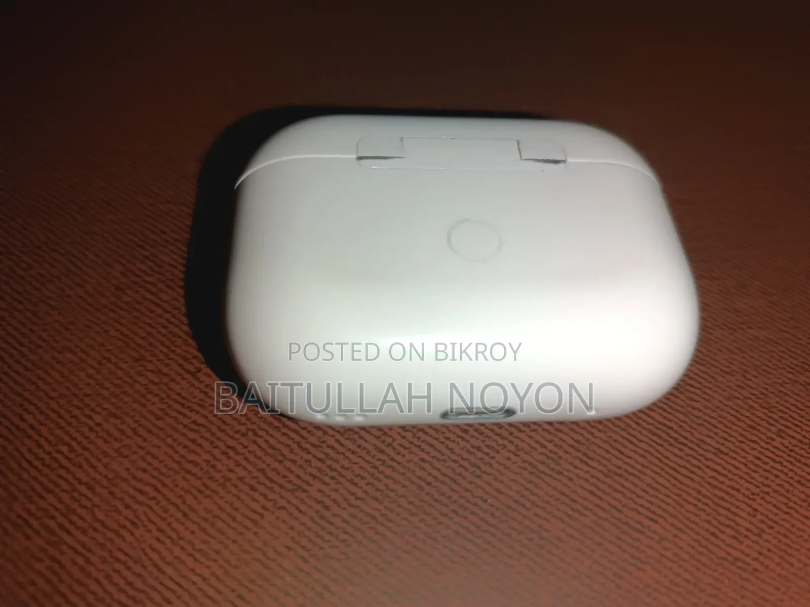 অ্যাপল এয়ারপডস প্রো (১ম জেনারেশন)