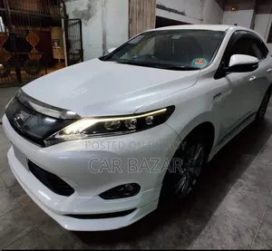 Toyota Harrier Hybrid Progress 2015 White