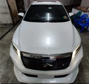 Toyota Harrier Hybrid Progress 2015 White