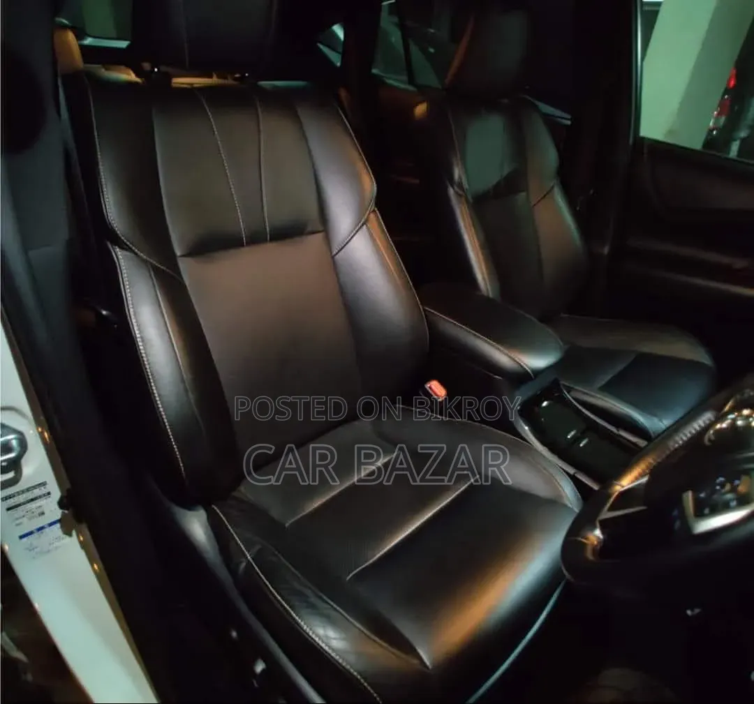 Toyota Harrier Hybrid Progress 2015 White