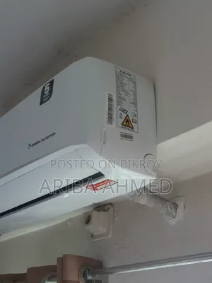 Singer AC, Brand New Condition
