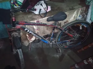 একটি ভালো সাইকেল একটু সমস্যা আছে কিন্তু ঠিক করানো যাবে