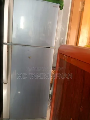 শার্প রেফ্রিজারেটর এসজে-ইকে২৪এন-বিএল (২২২-লিটার)