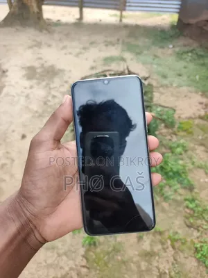 Vivo Y21 64 GB White
