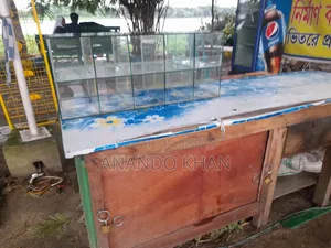 Full Glass Showcase for Shop