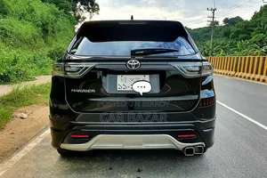 Toyota Harrier 2.0 2014 Black