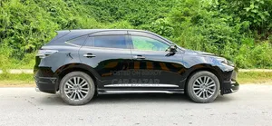 Toyota Harrier 2.0 2014 Black