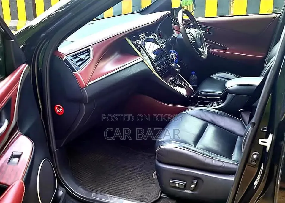 Toyota Harrier 2.0 2014 Black