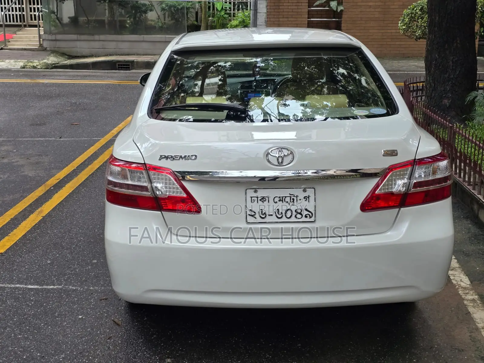 Toyota Premio 1.5 Front-Wheel Drive 2013 Pearl