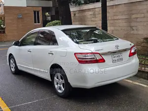Toyota Premio 1.5 Front-Wheel Drive 2013 Pearl