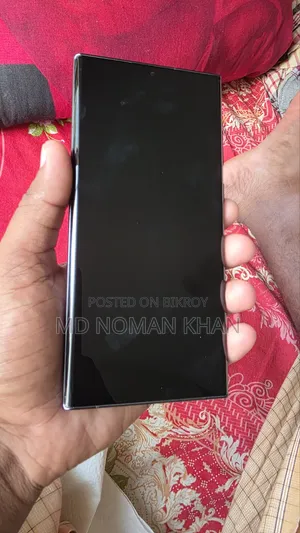 Galaxy S22 Ultra Display