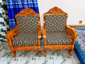 ১+১ ২ সিটের ফোফা বিক্রয় করা হবে।