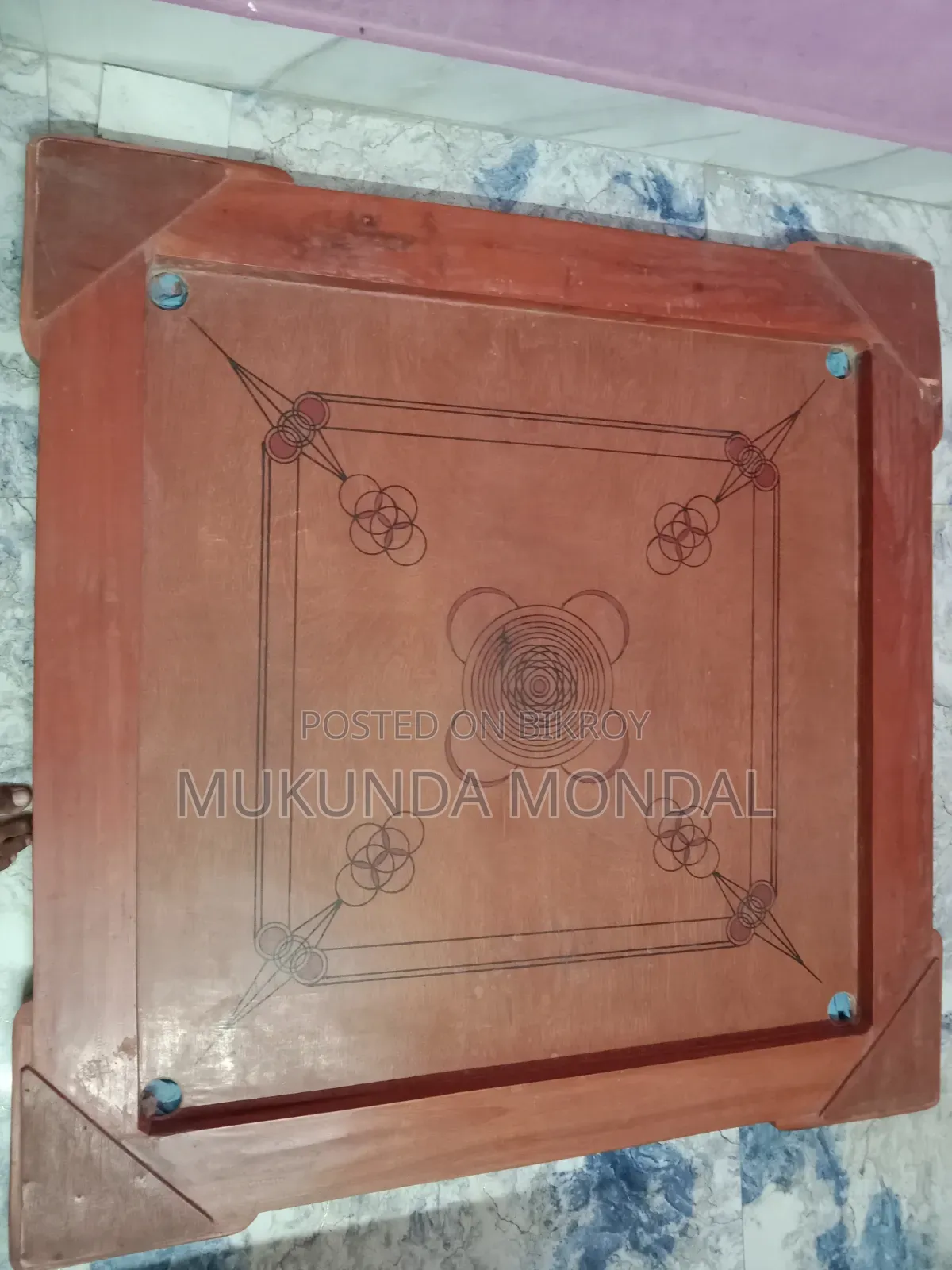 একটি কেরাম বোর্ড