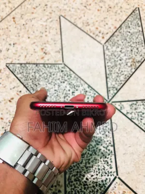 অ্যাপল আইফোন এসই ৬৪ জিবি রেড