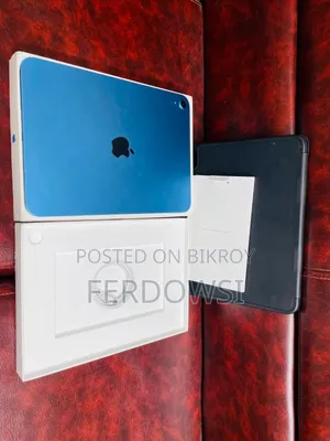 Apple iPad (2025) 128 GB Blue
