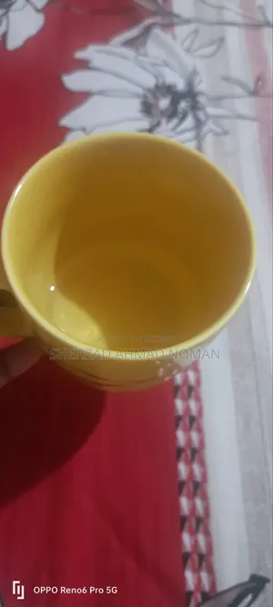 গ্লাস একদম নতুন