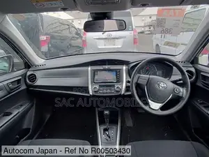 Toyota Corolla Fielder 1.5 Hybrid FWD 2021 Blue