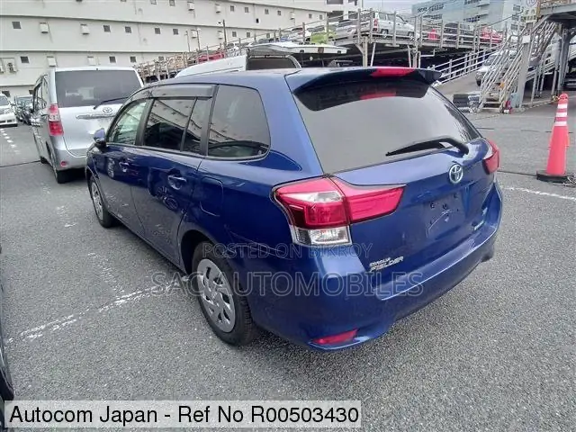 Toyota Corolla Fielder 1.5 Hybrid FWD 2021 Blue