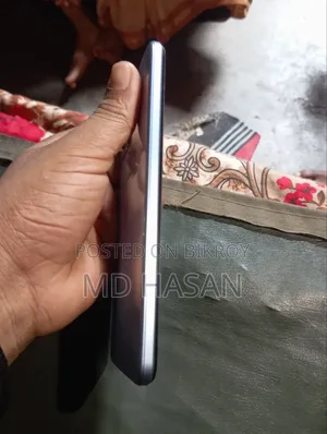 Vivo Y21 64 GB Blue