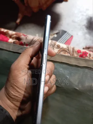Vivo Y21 64 GB Blue