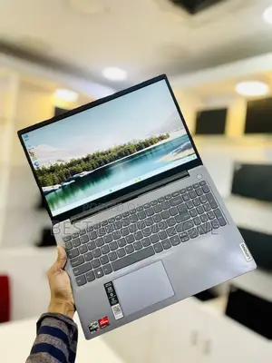 Laptop Lenovo 20GB AMD Ryzen 7 SSD 512GB