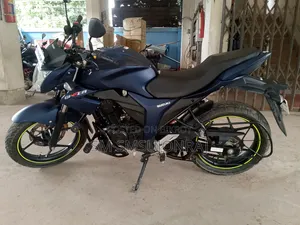 সুজুকি জিক্সার ২০২৬ নীল