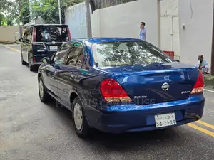 Nissan Sunny 2012 Blue