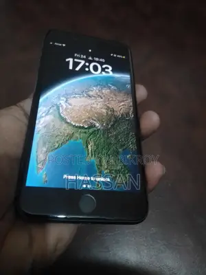 অ্যাপল আইফোন ৮ প্লাস ৬৪ জিবি কালো