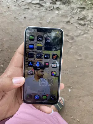 Apple iPhone 13 128 GB White