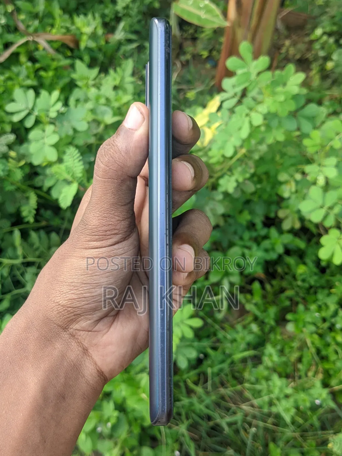 আইকিউও 128 জিবি