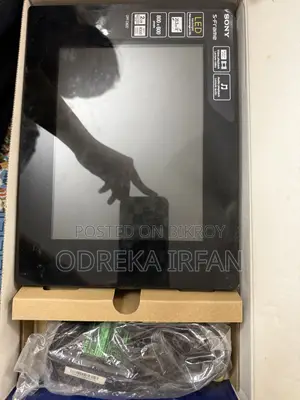Sony S-Frame Digital Photo Display