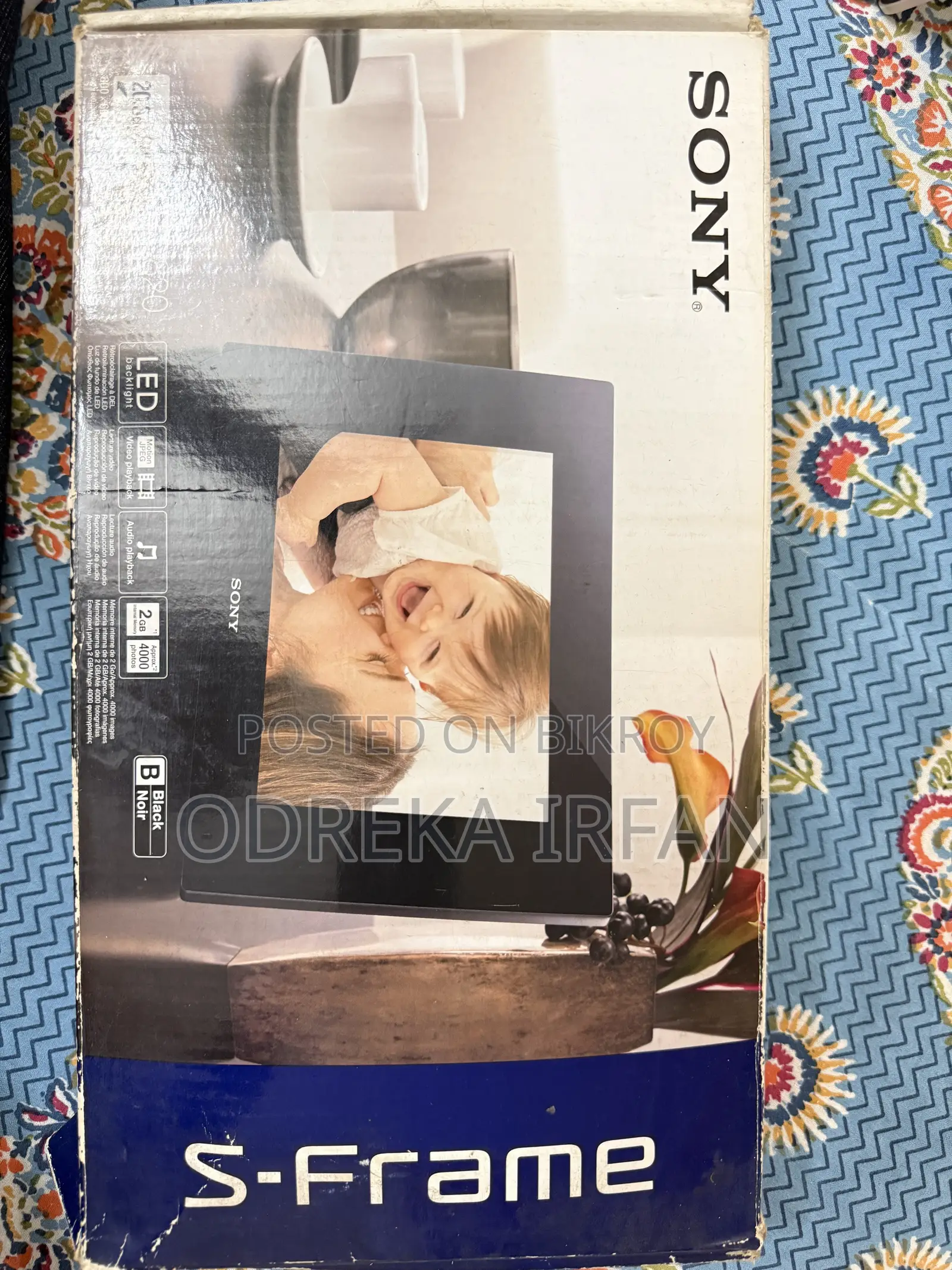 Sony S-Frame Digital Photo Display