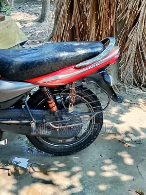 Bajaj Platina 125 2013 Red