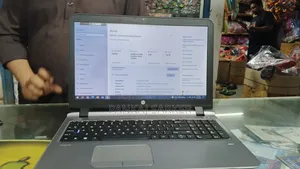Laptop HP EliteBook 840 G3 4GB Intel Core I3 SSD 1TB