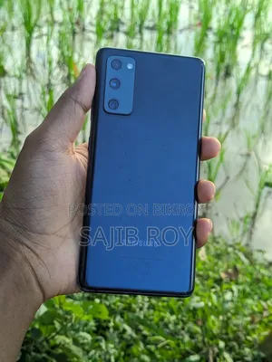 স্যামসাং গ্যালাক্সি এস২০ এফই ৫জি ২৫৬ জিবি নীল