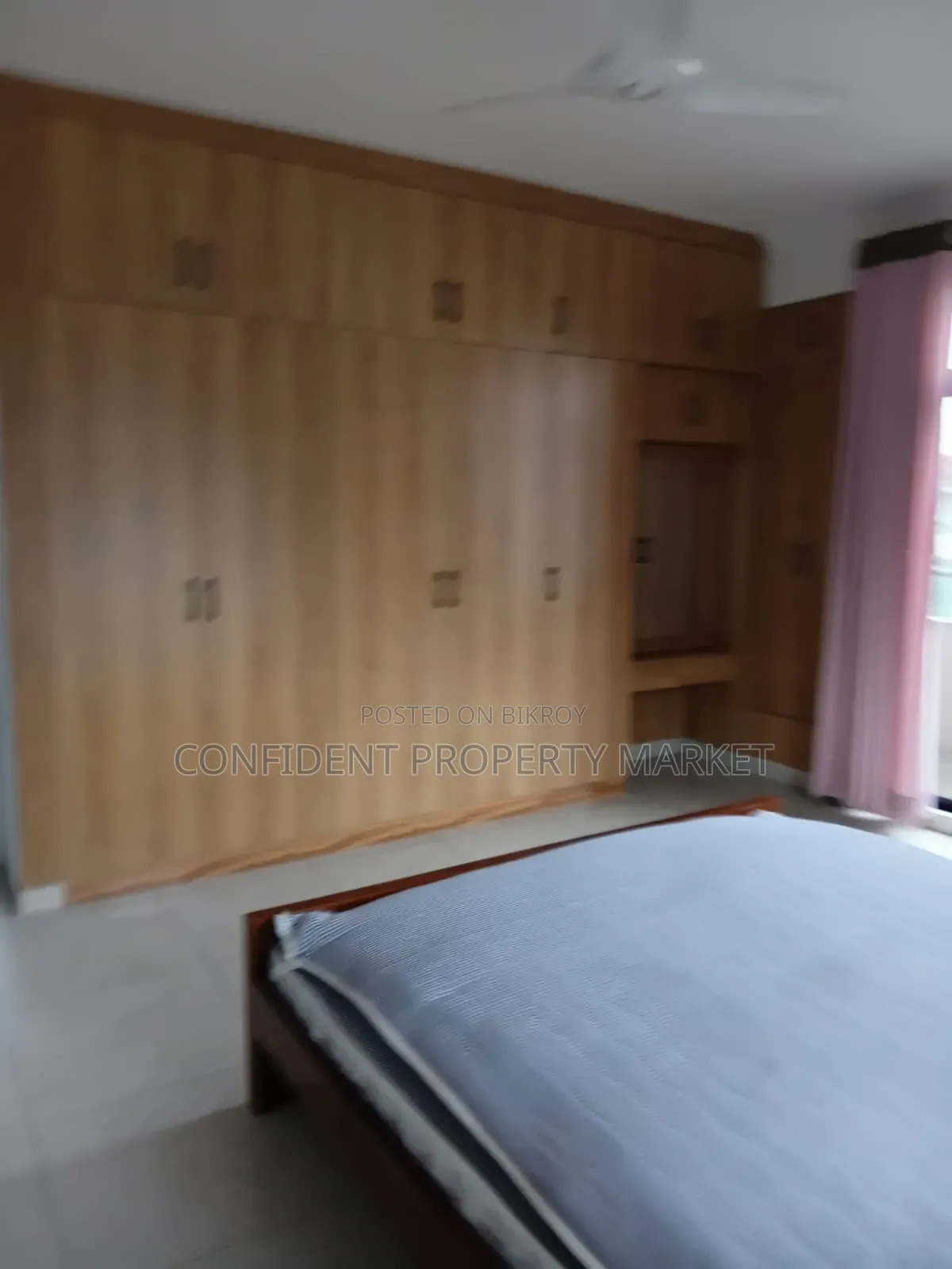 গুলশানে ভাড়ার জন্য আসবাবপত্রসহ ৪ বেডরুমের অ্যাপার্টমেন্ট