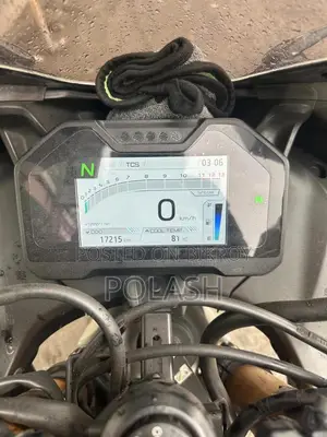 Yamaha R1 2023 Silver